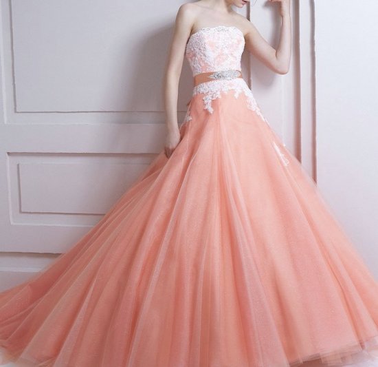 オレンジカラードレス、大人っぽくも可愛くもなれる万能ドレス、５号～１５号（２サイズ対応）【ブライダルプロ選定/レンタル】
