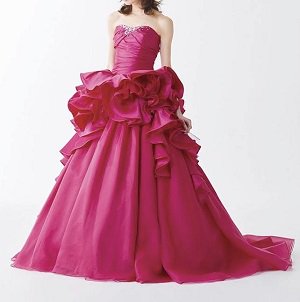 ピンクカラードレス、ピンク色のドレスがかわいい７号～１５号【ブライダルプロ選定/レンタル】